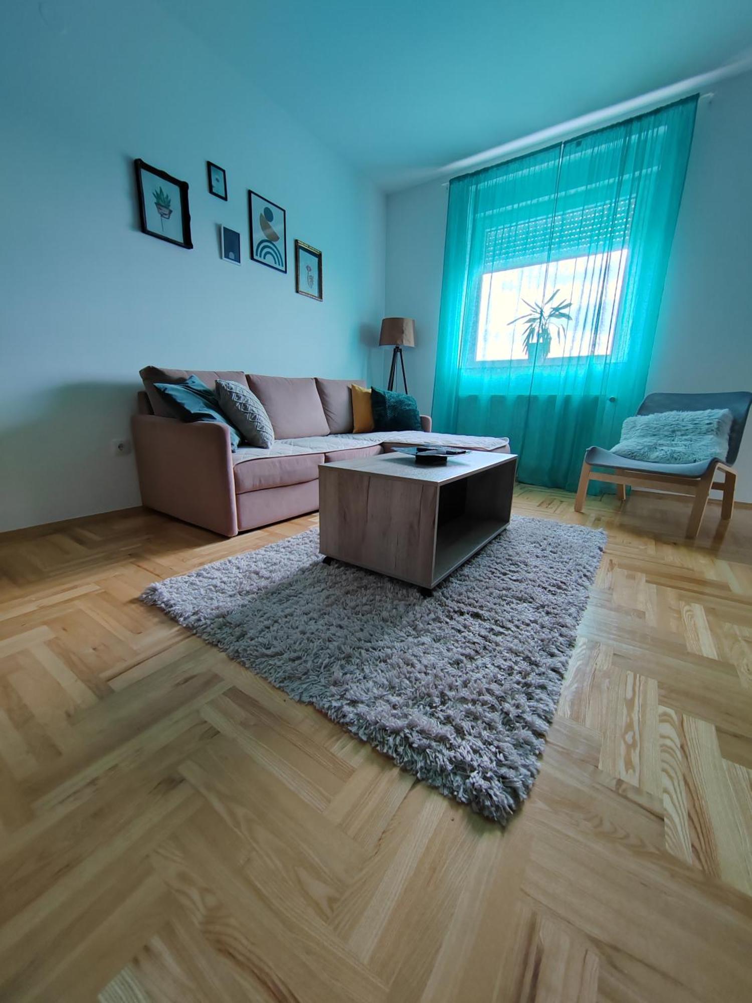 Krstic_Lux Apartman Subotica Exteriör bild